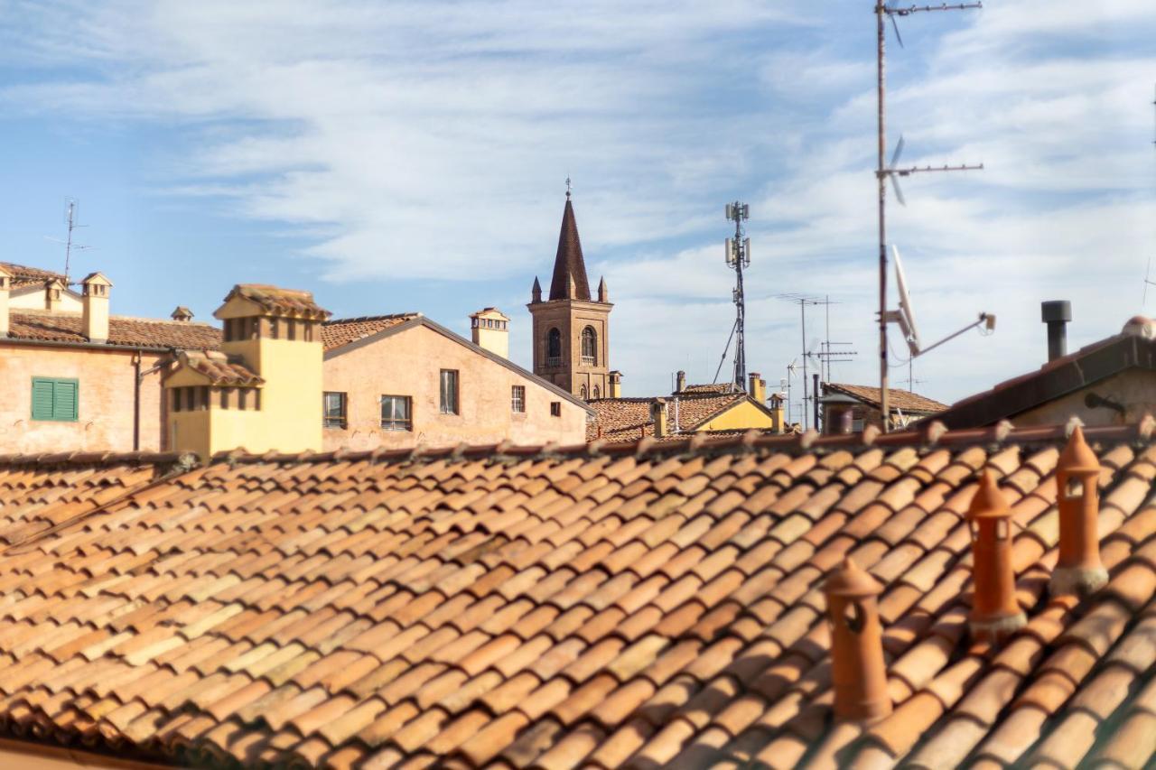 Con Terrazza Tra I Tetti Del Centro *