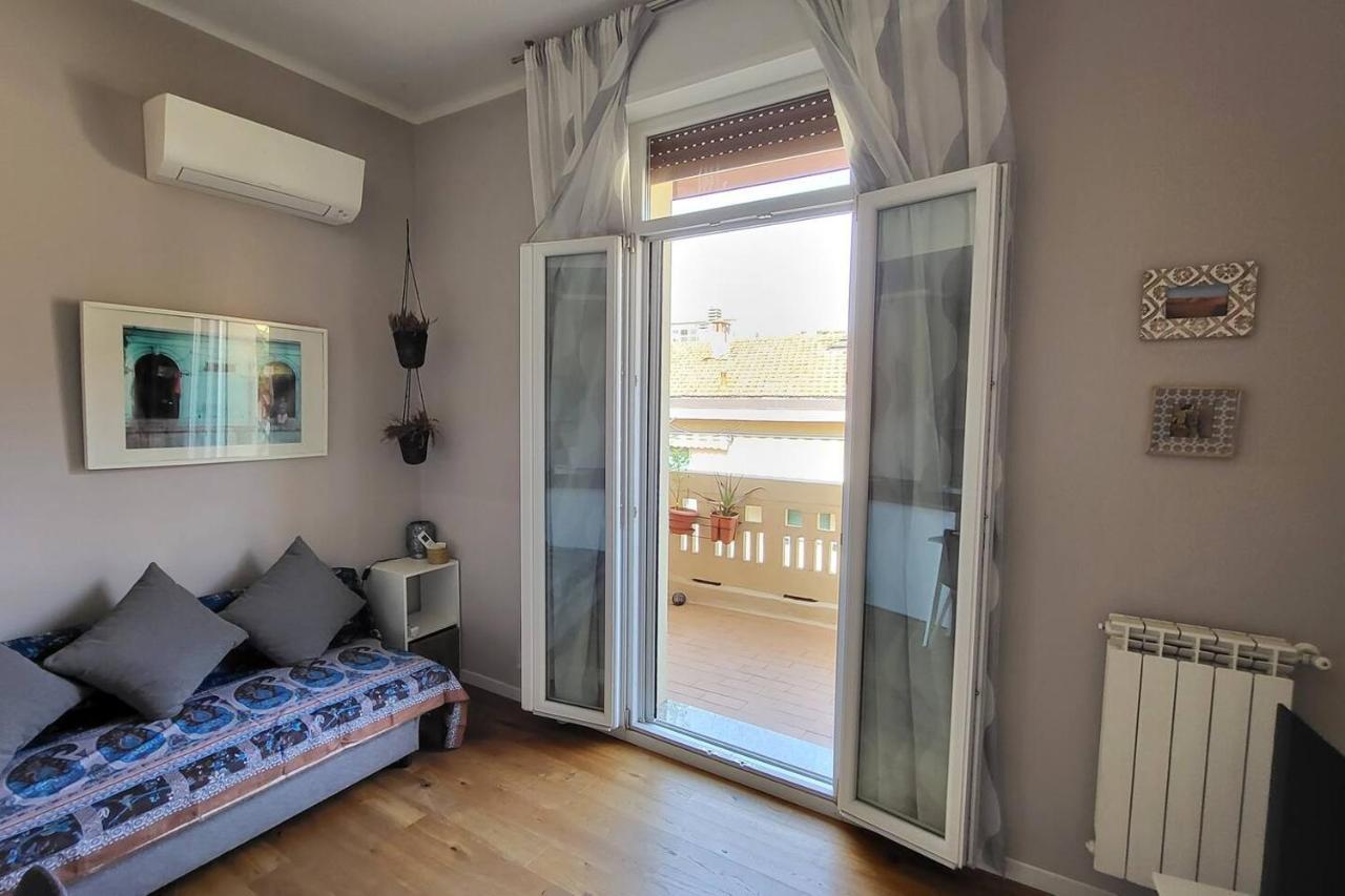 And Cosy Apartment