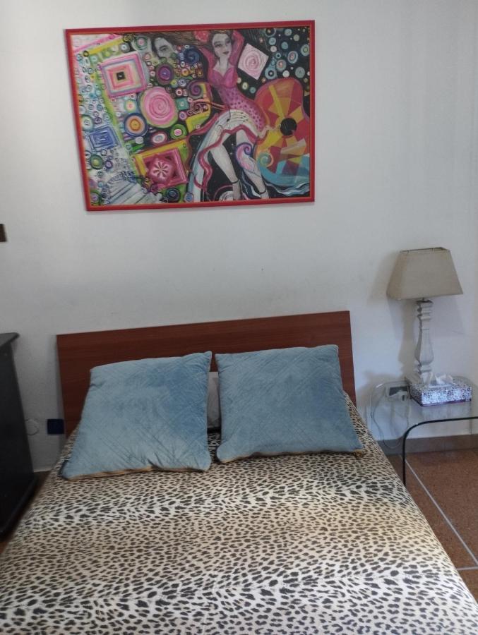 Apartment Spazioso In Mazzini Bologna