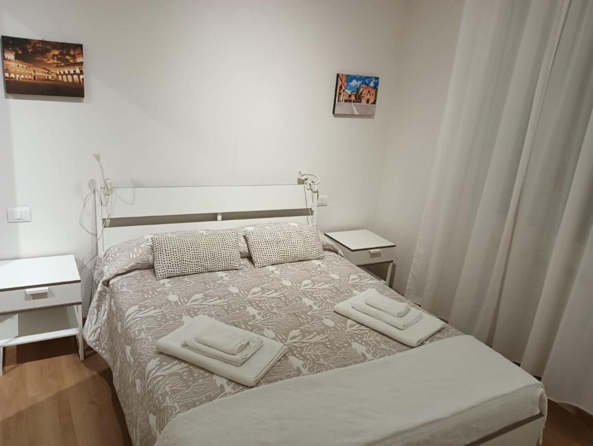 Fiera Station Bed and breakfast Bolonia