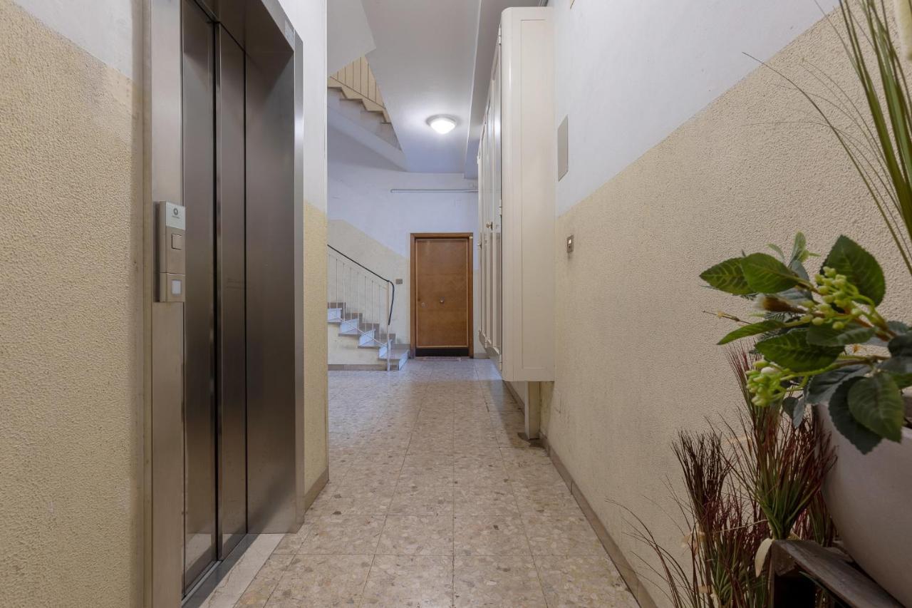 City Retreat A Due Passi Dalla Fiera Appartement Bologne