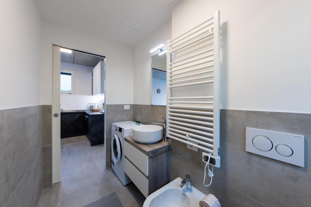 Housmart Toscana 53 Black * Bolonia