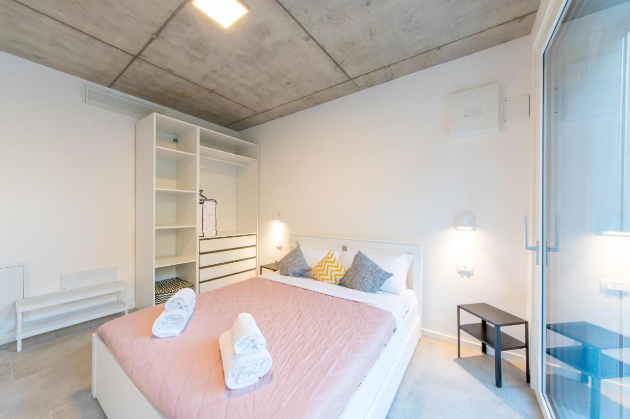 Housmart Toscana 53 Black Apartamento Bolonia