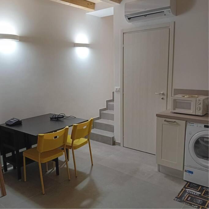 Bilocale Marylin Vicino All'aeroporto Apartamento