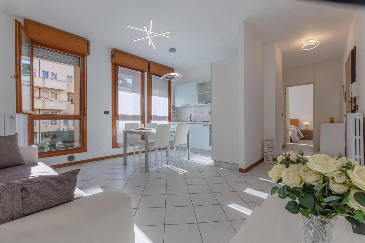 Appartement Bright & Airy Near Zanolini Station Bologne