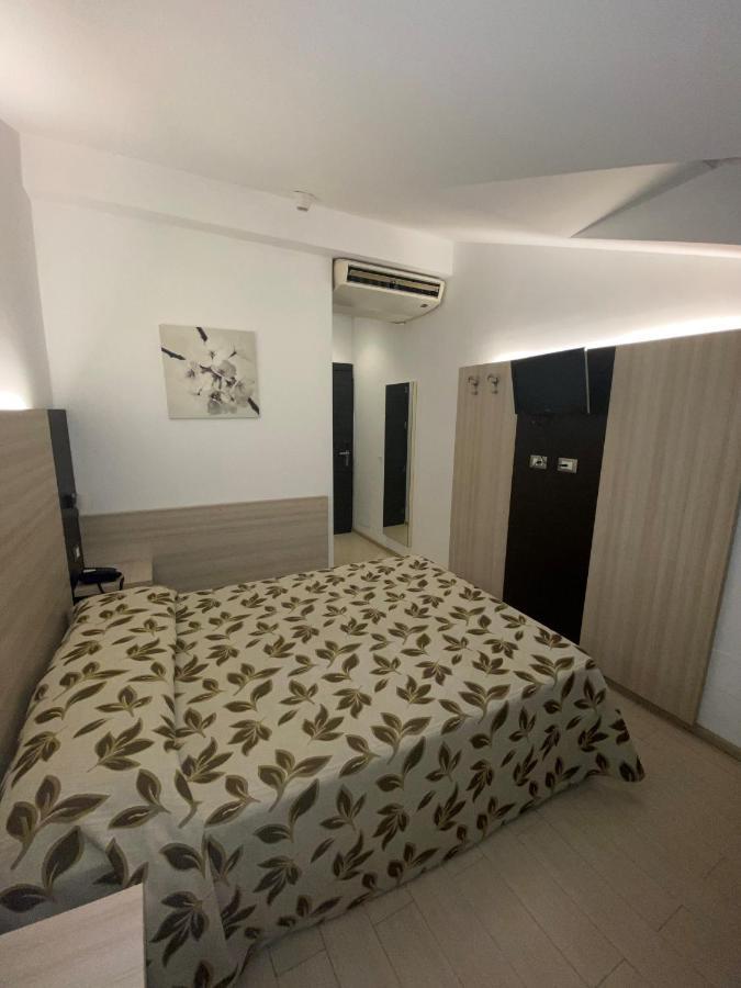 Holiday- Finestrella Hotel