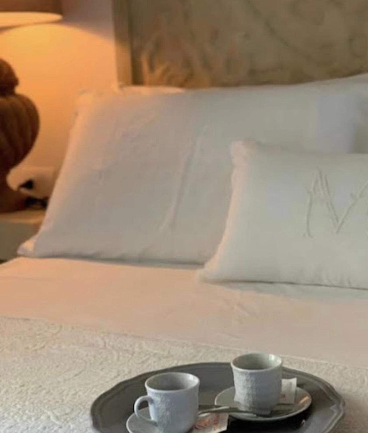 Couette-café Les De Amelie 3*