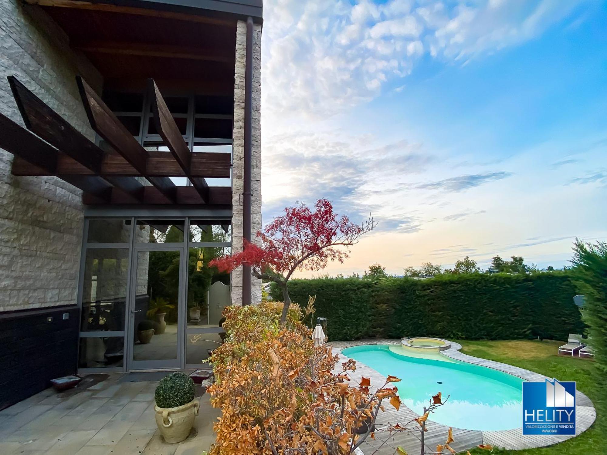 Blissful Havenluxurious With Pool* * * * * Villa