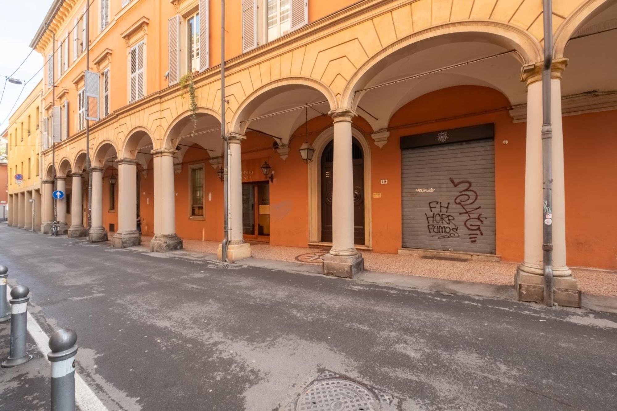 Nazario Sauro 19 By Bologna