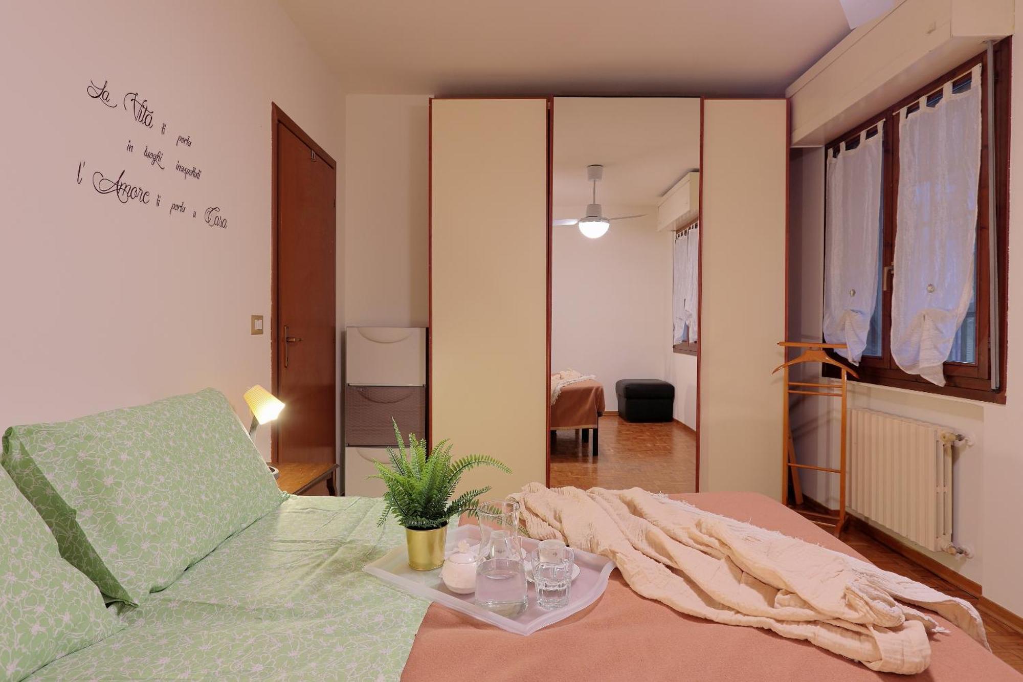 Apartamento Casa San Giorgio Fiera Silenzioso Con Parcheggio Gratuito Bolonha