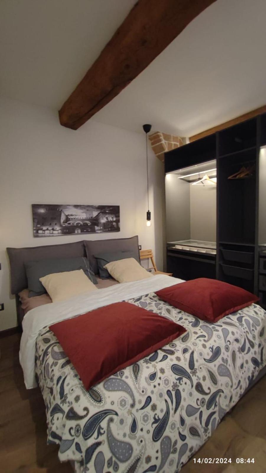 Apartment Centro Storico Di Via Petroni *