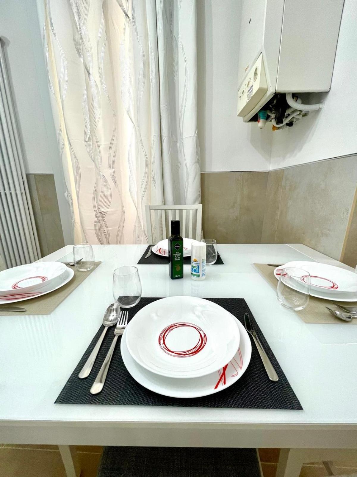 Appartamento 50 Tourist House - Pratello - Self Check-in Bologna