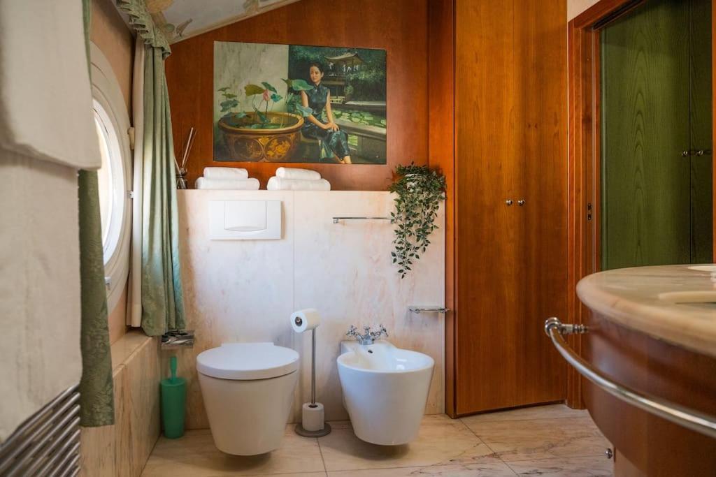Carbonesi Luxury - Centro Storico Lejlighed