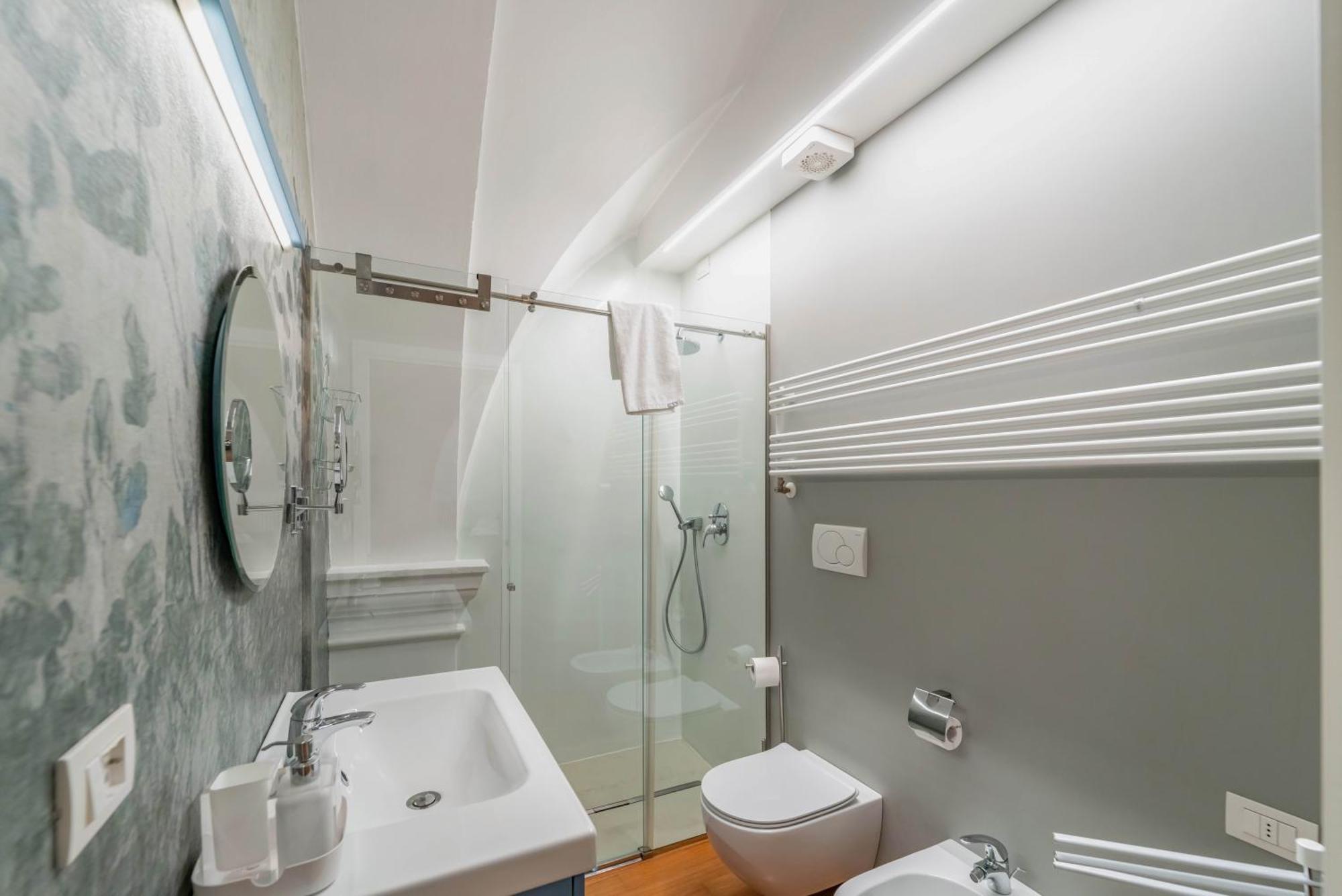 Modern Flat - Borgonuovo 23 Apartment *
