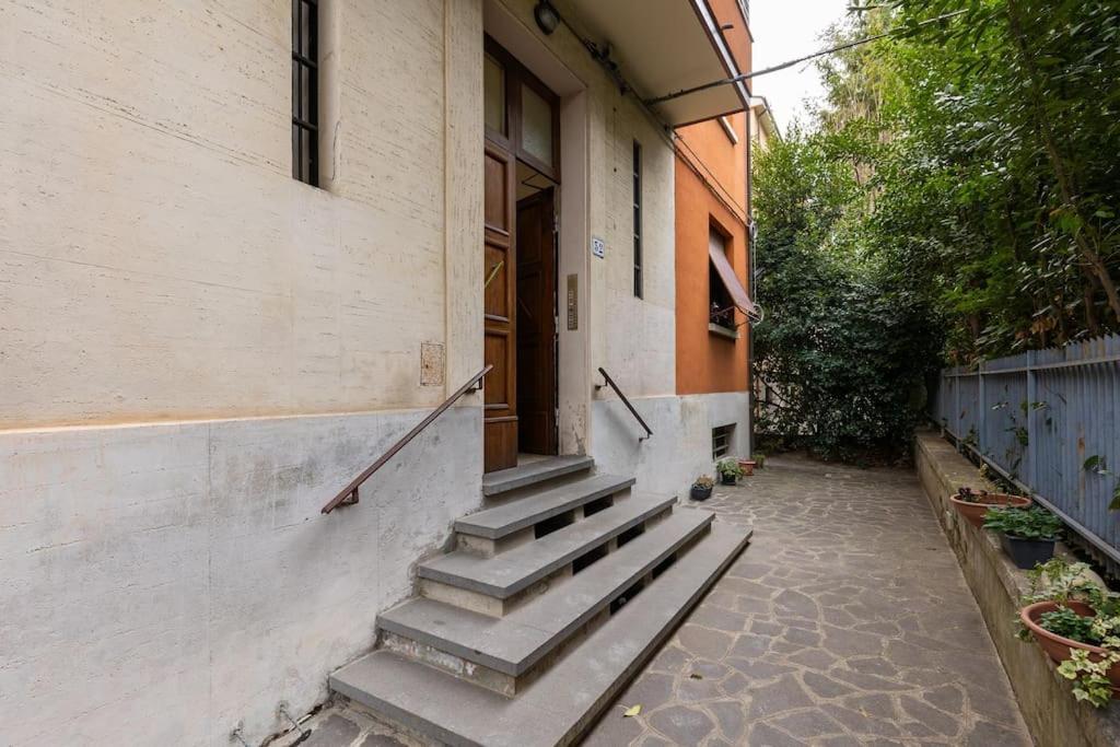 Appartement Turati 52 *