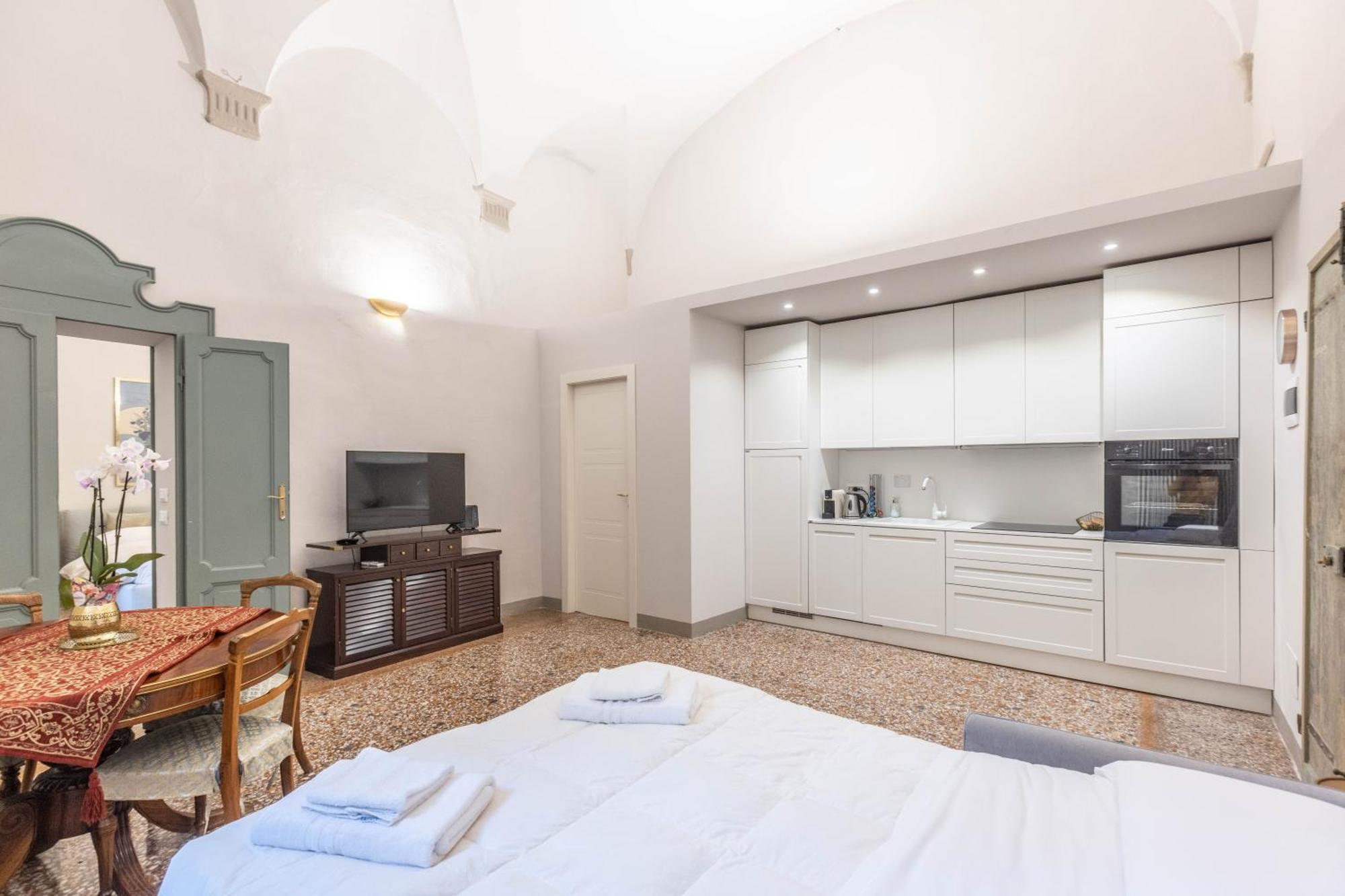 Caruso, By Short Holidays *