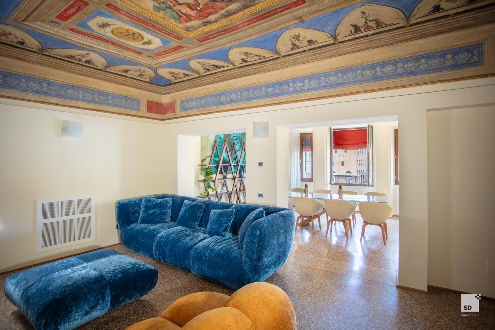 Appartement Urbanicooh Garisenda - Piazza Maggiore View *