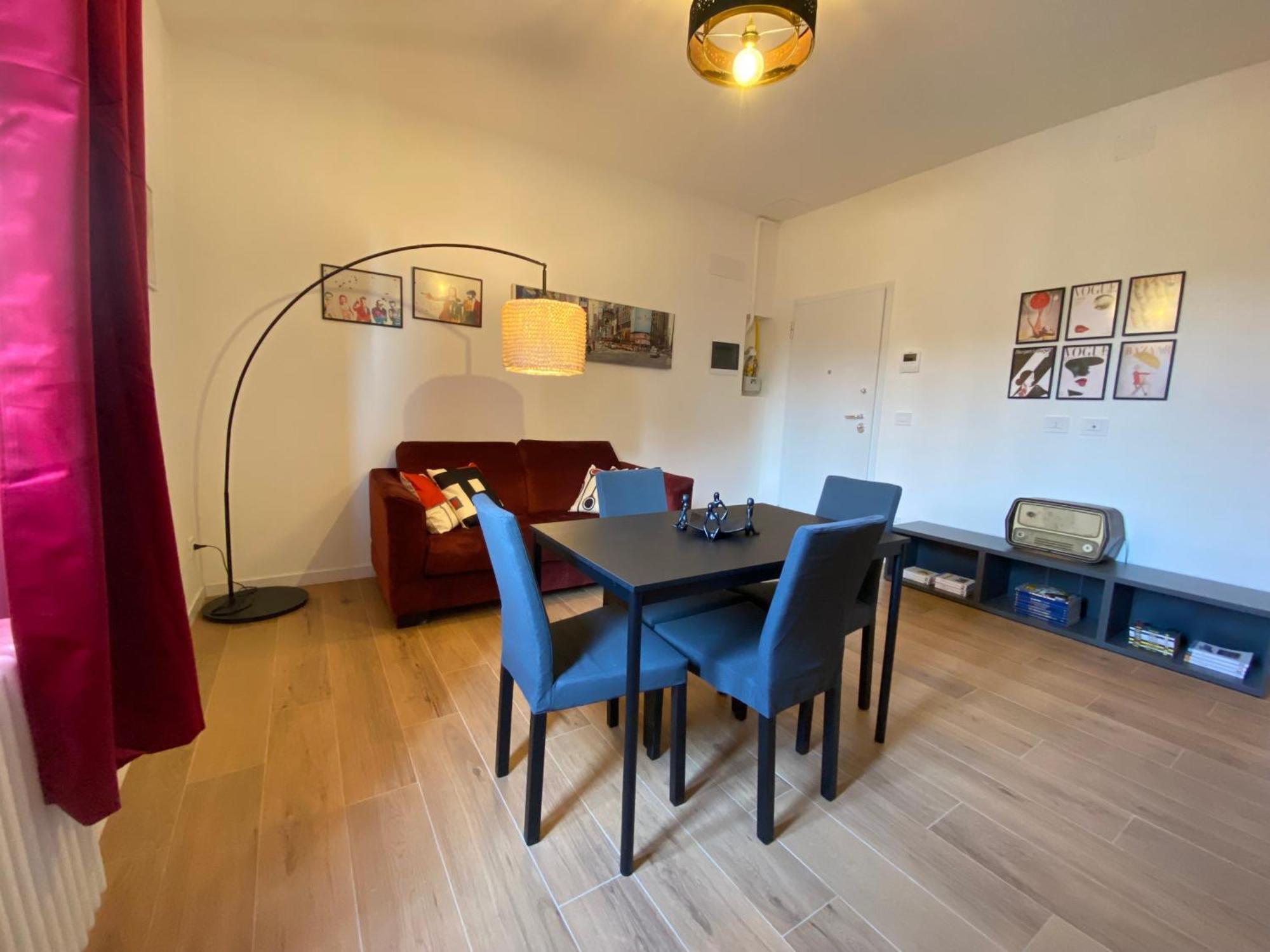 Urban Nest Red Carpet Guest house