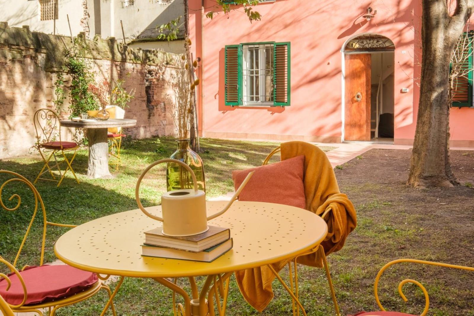 Apartamento Piazza Maggiore - Il Sentiero With Private Garden *