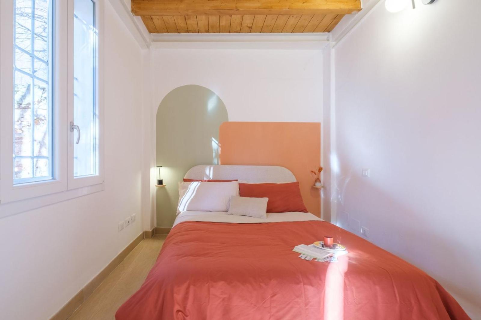 Apartamento Piazza Maggiore - Il Sentiero With Private Garden *