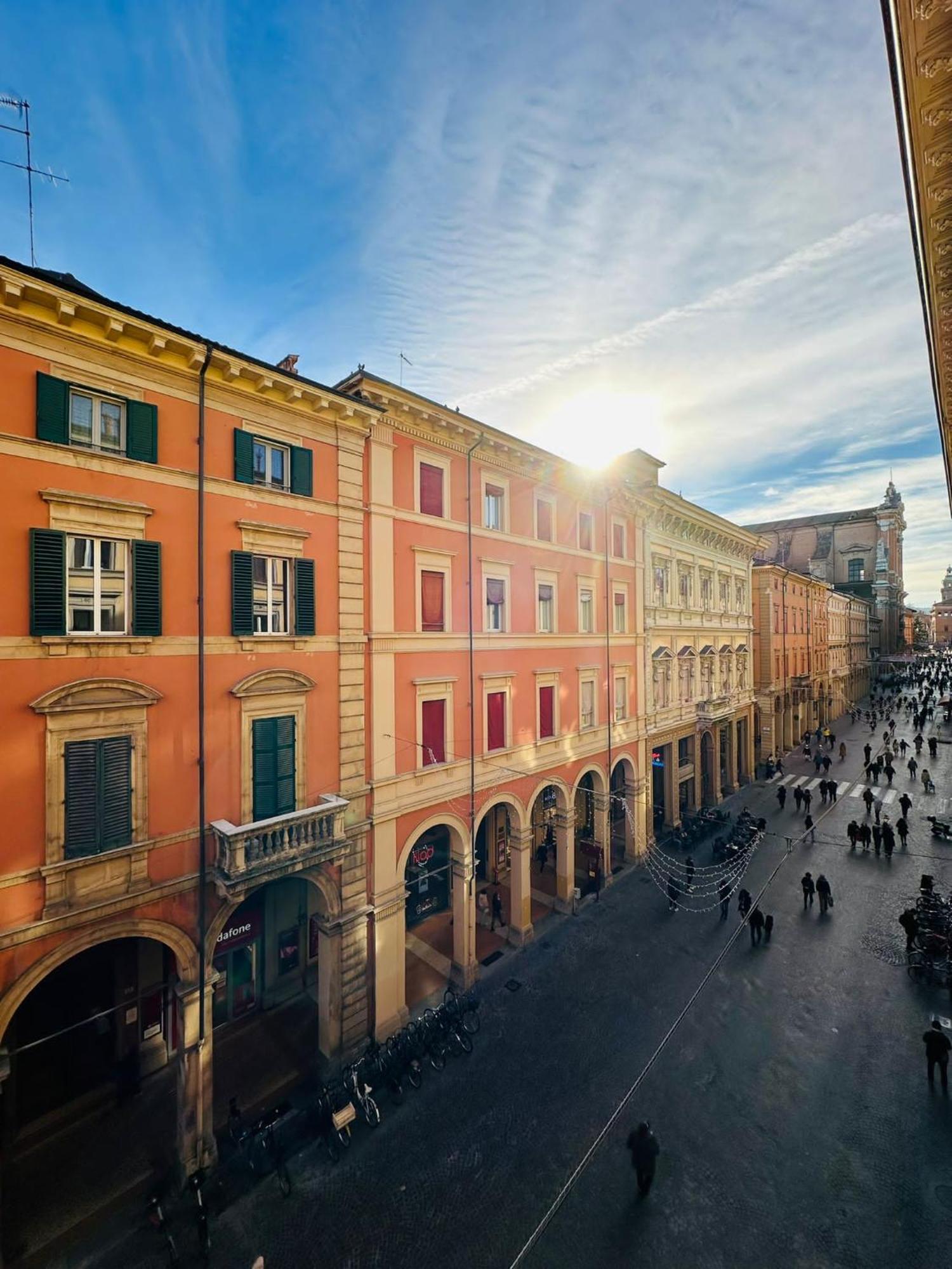 Whouse Indipendenza Bolonia