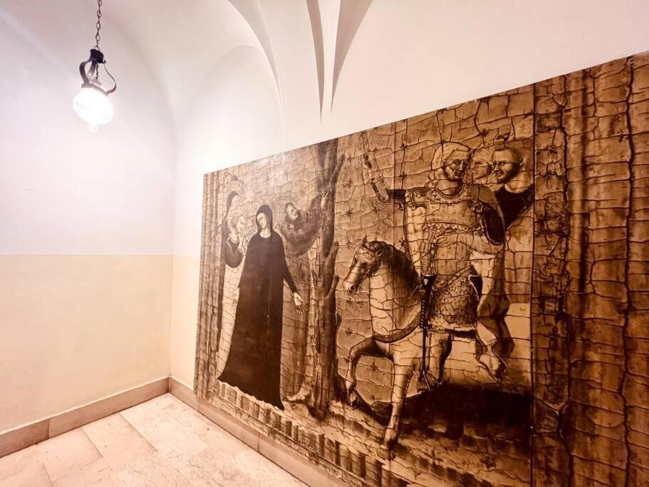 House Of Angels - In The Heart Of Apartamento