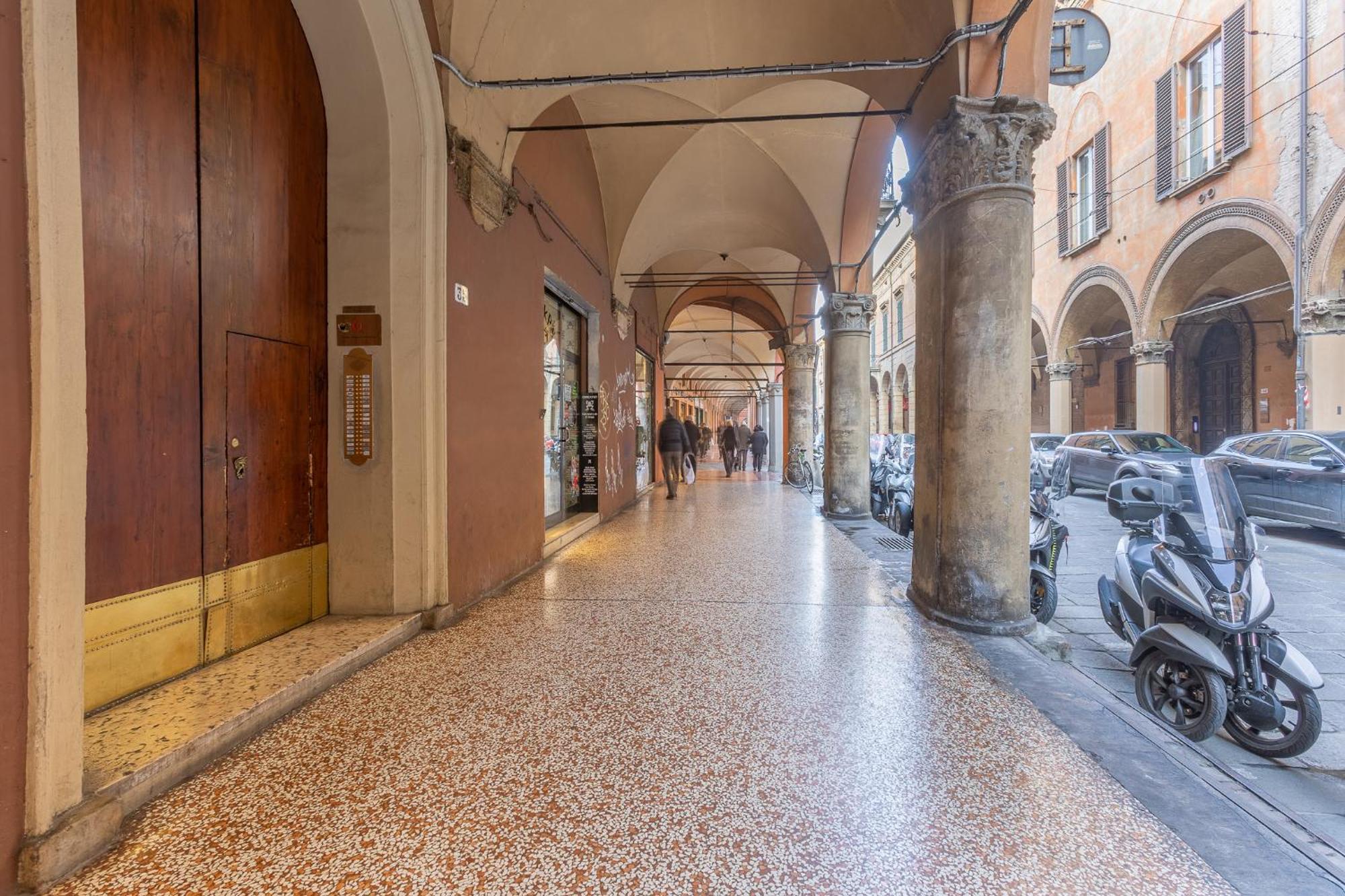 Lejlighed Heart Of Bologna: Center Living