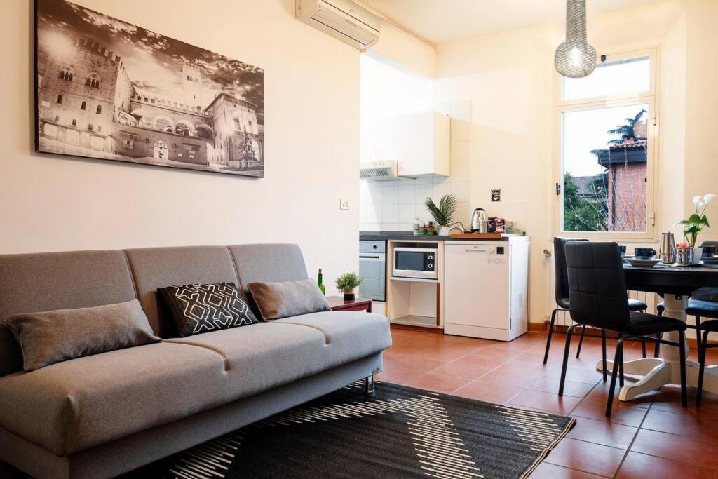 The Attico Chic Urban Free Parking Appartement Bologne