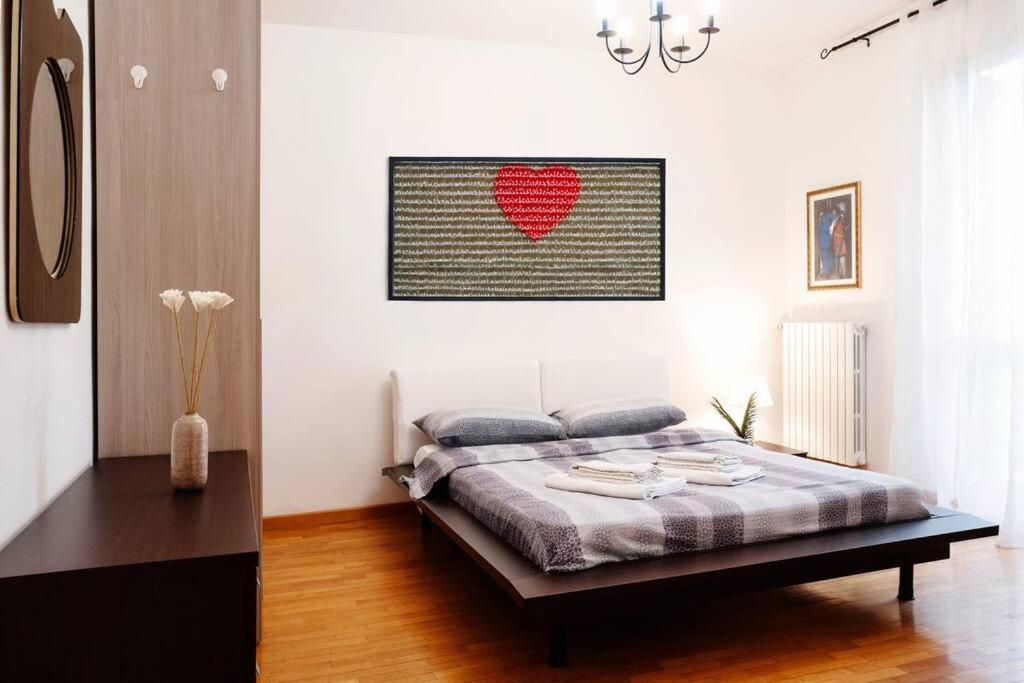 The Attico Chic Urban Free Parking Appartement Bologne