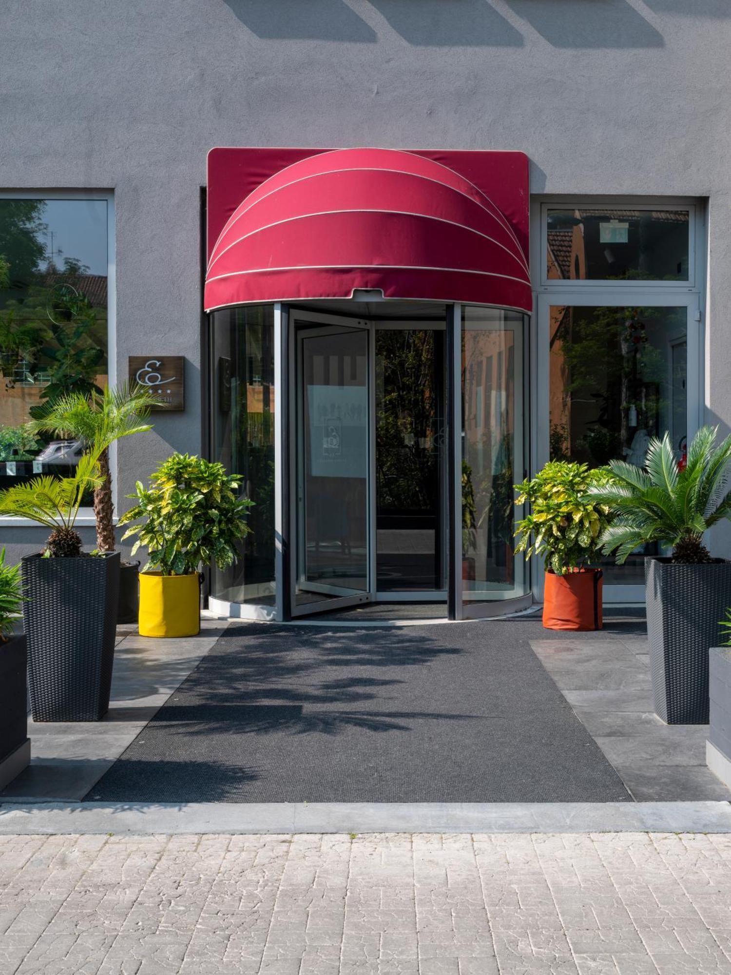 Elizabeth Lifestyle 4*