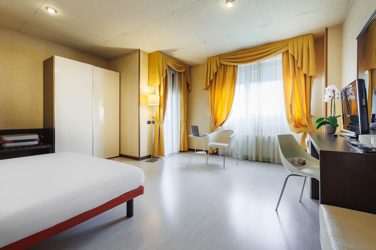 Hotel Jr Amadeus