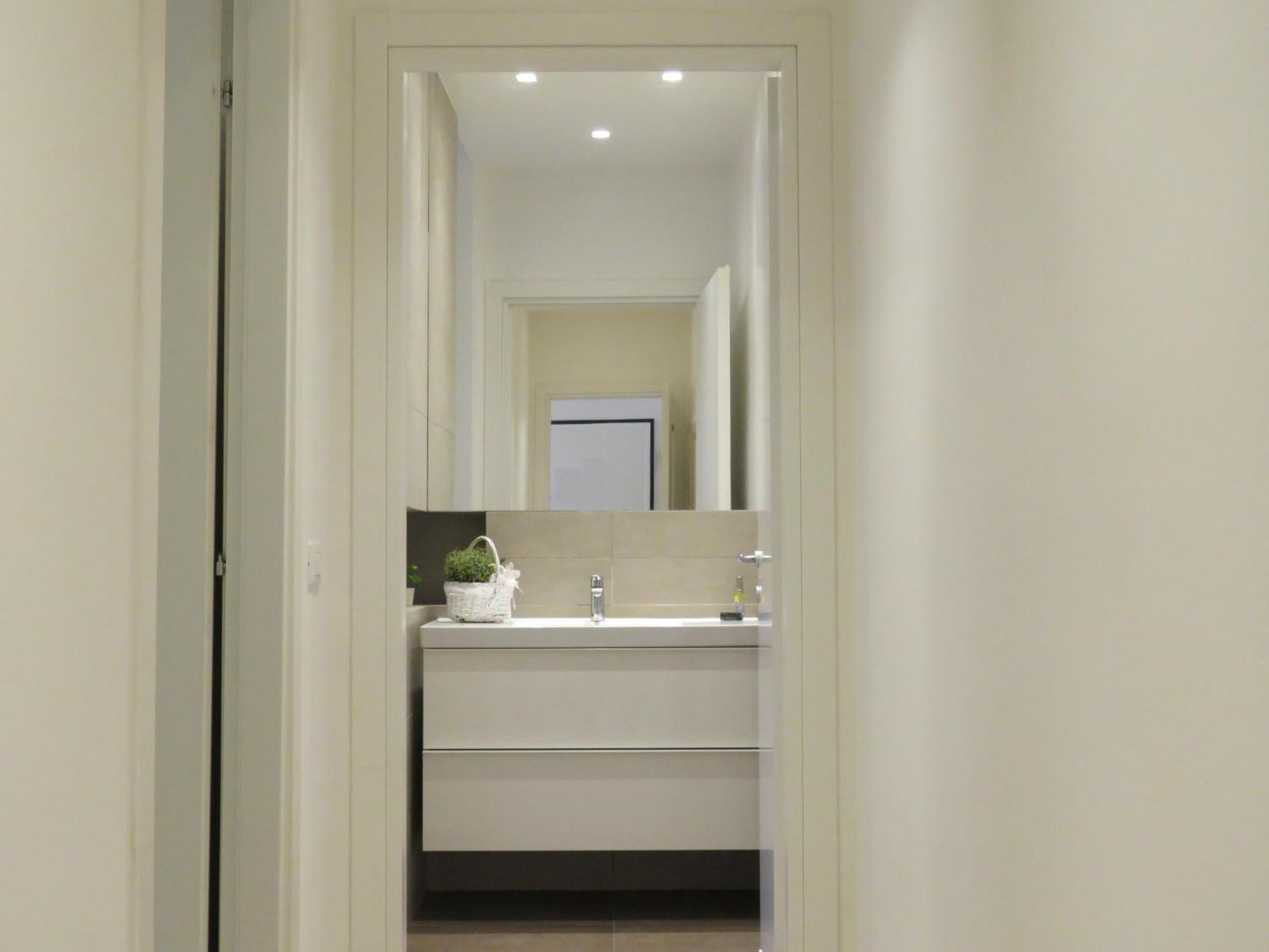 8 Colonne Appartement Bologne