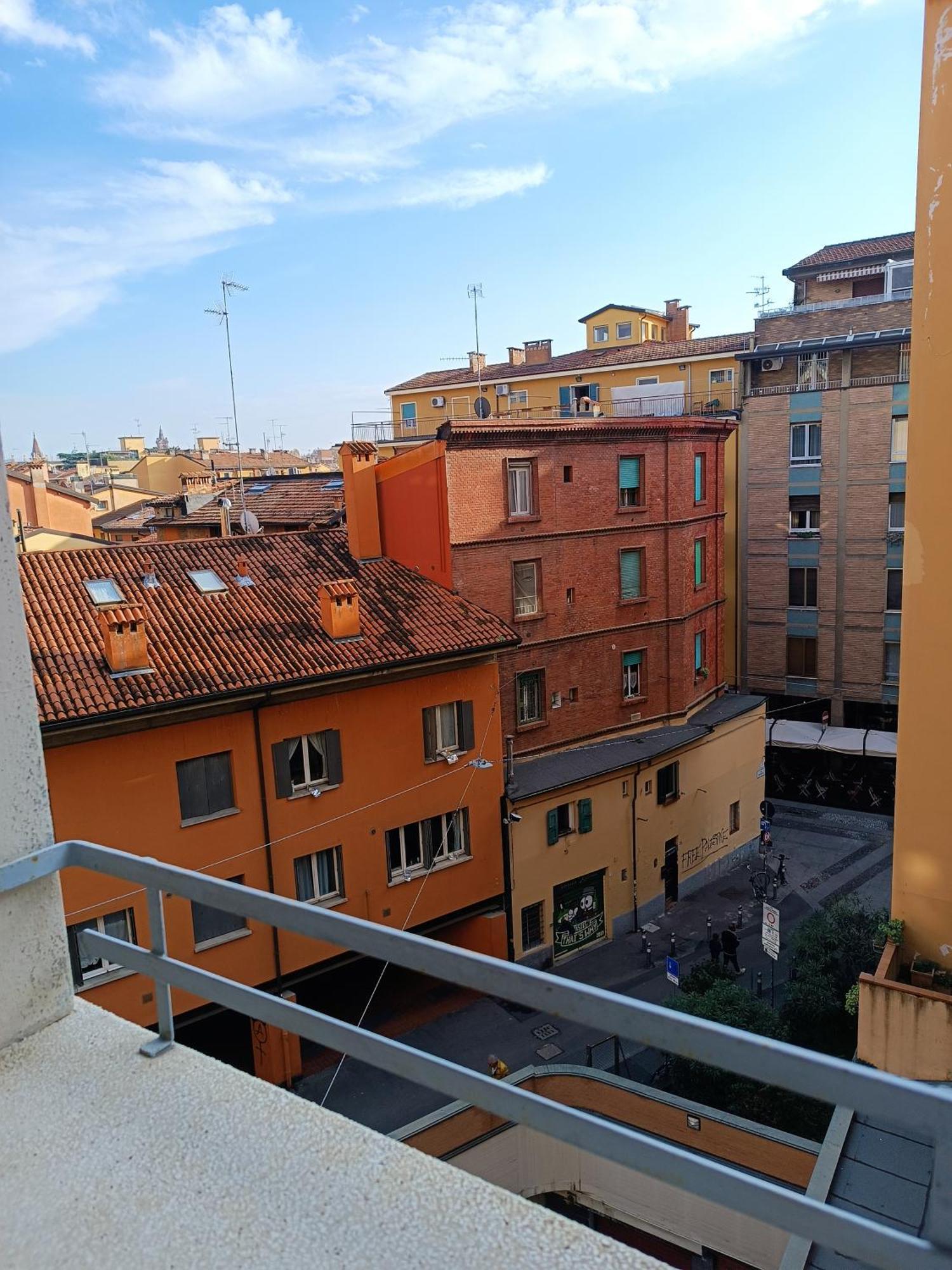Pratello 97 Bologna