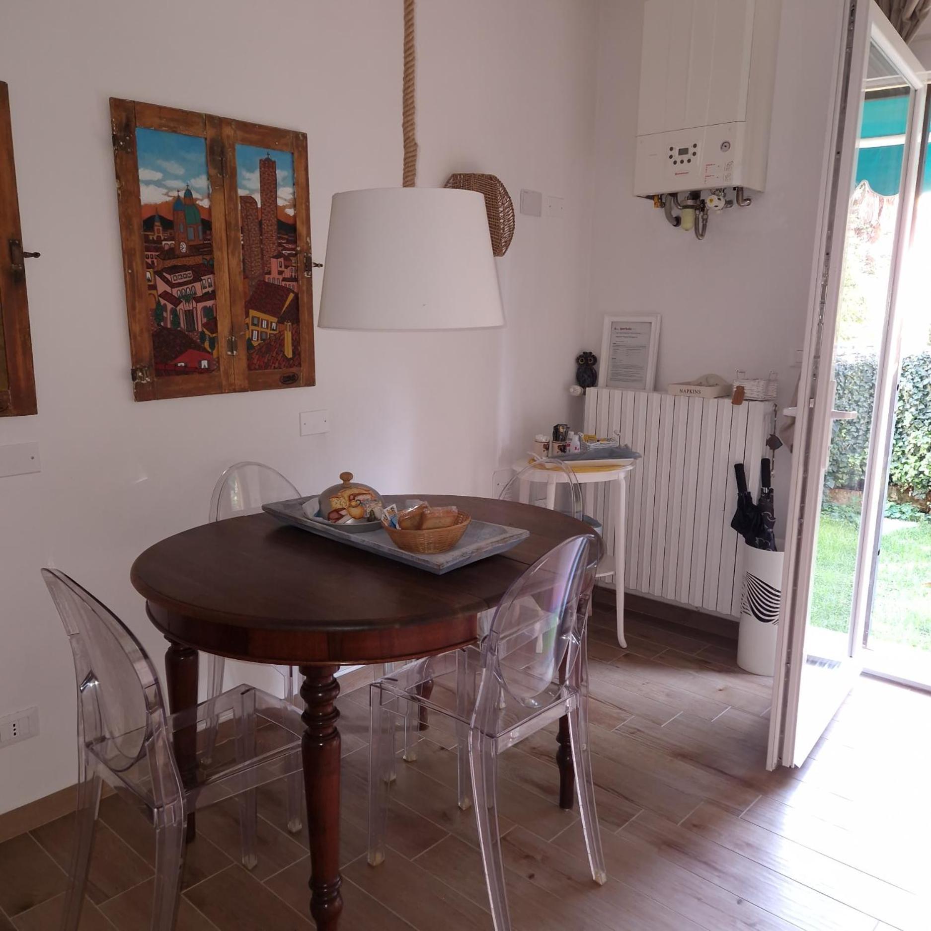 Feriehus Minimal Chic House - Oasis Near The Center With Private Parking & Pet-friendly Bologna