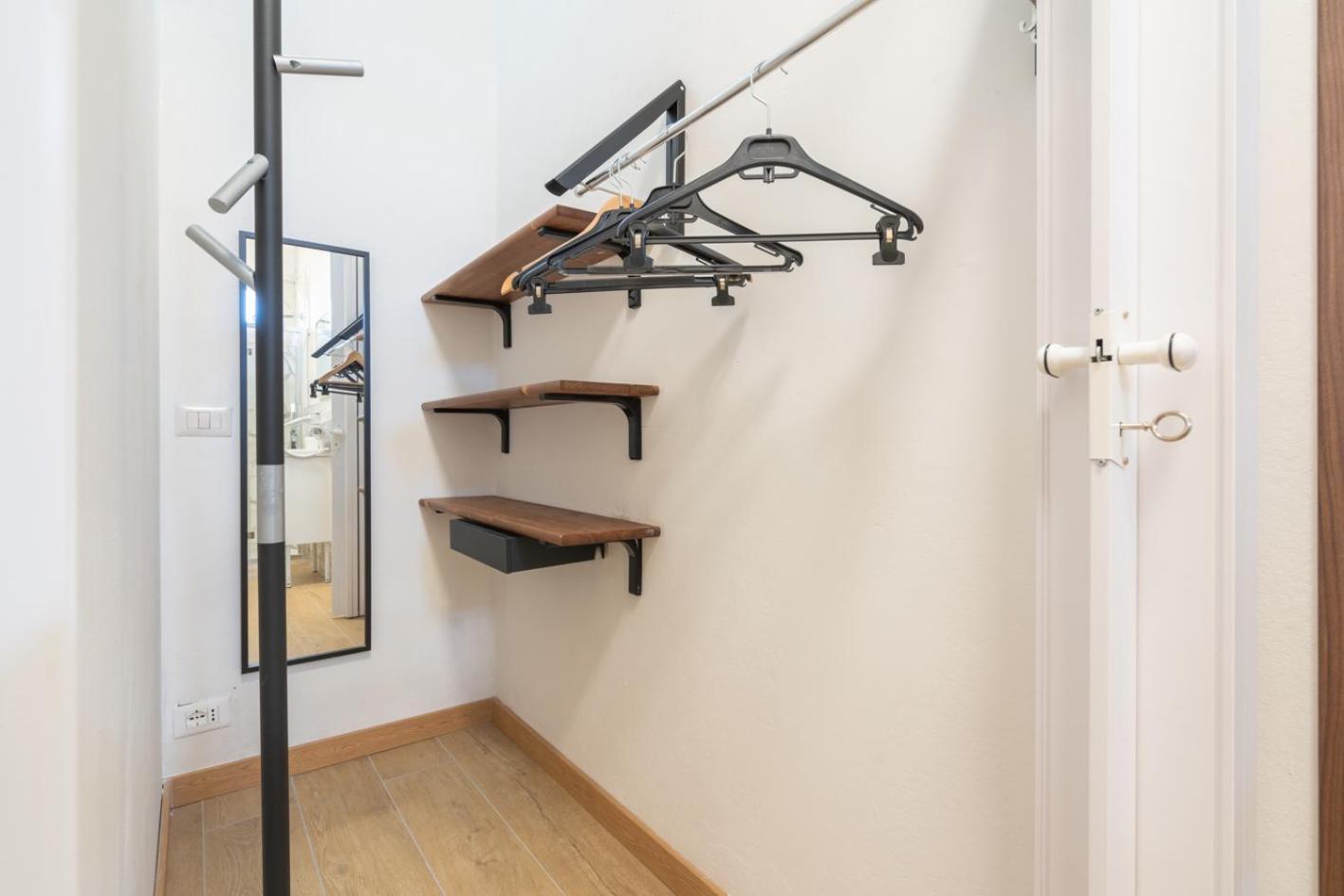 Guest house Galleria Del Reno 2*