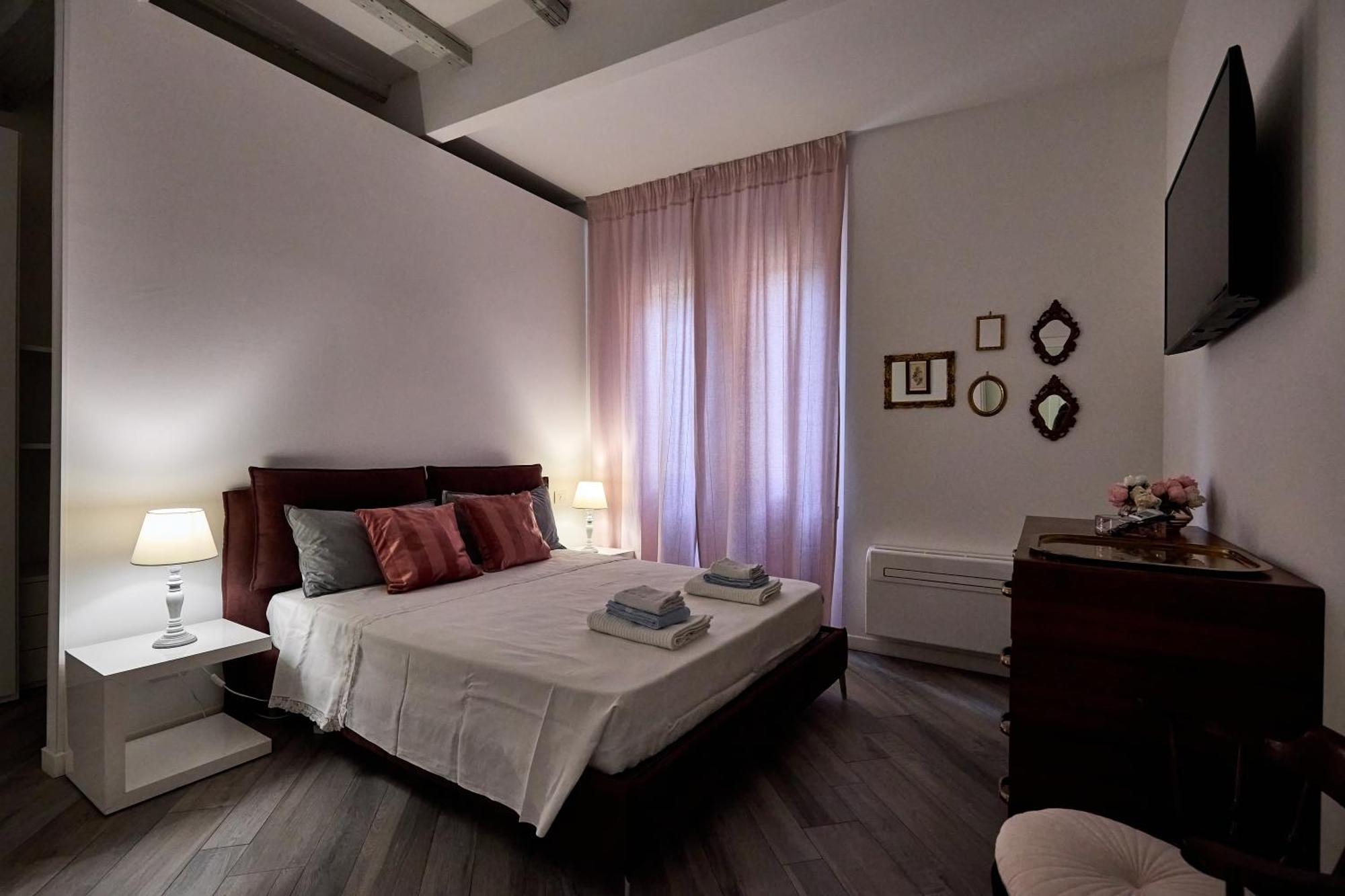 Appartement La Torre Lunga -smart Working- 150 M Dalle-from Due Torri-two Towers