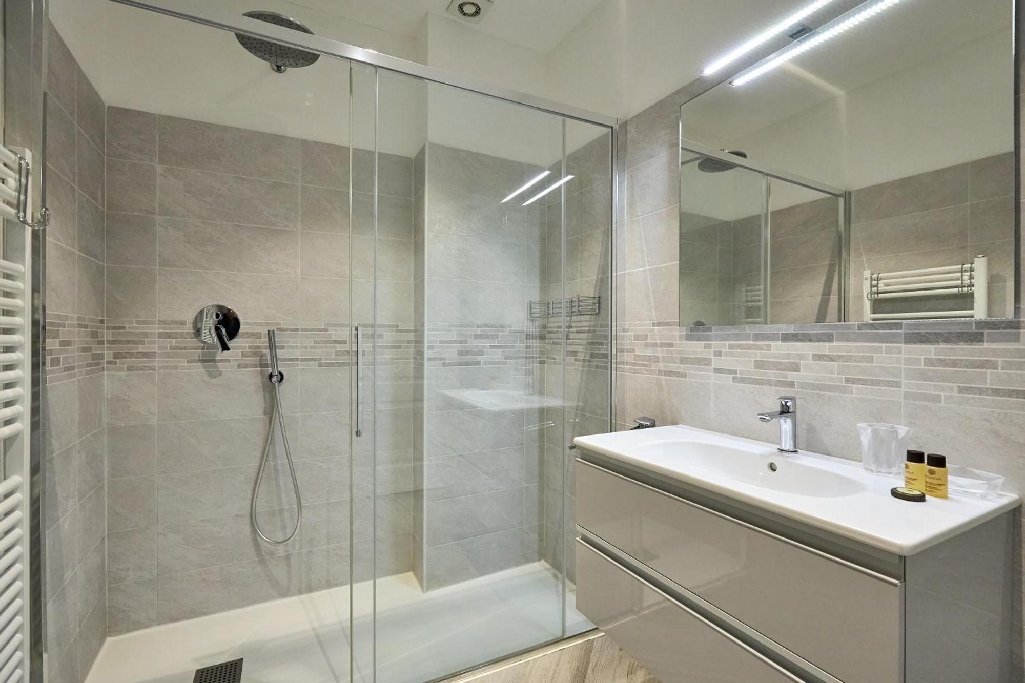 Apartamento La Torre Lunga -smart Working- 150 M Dalle-from Due Torri-two Towers Bolonha