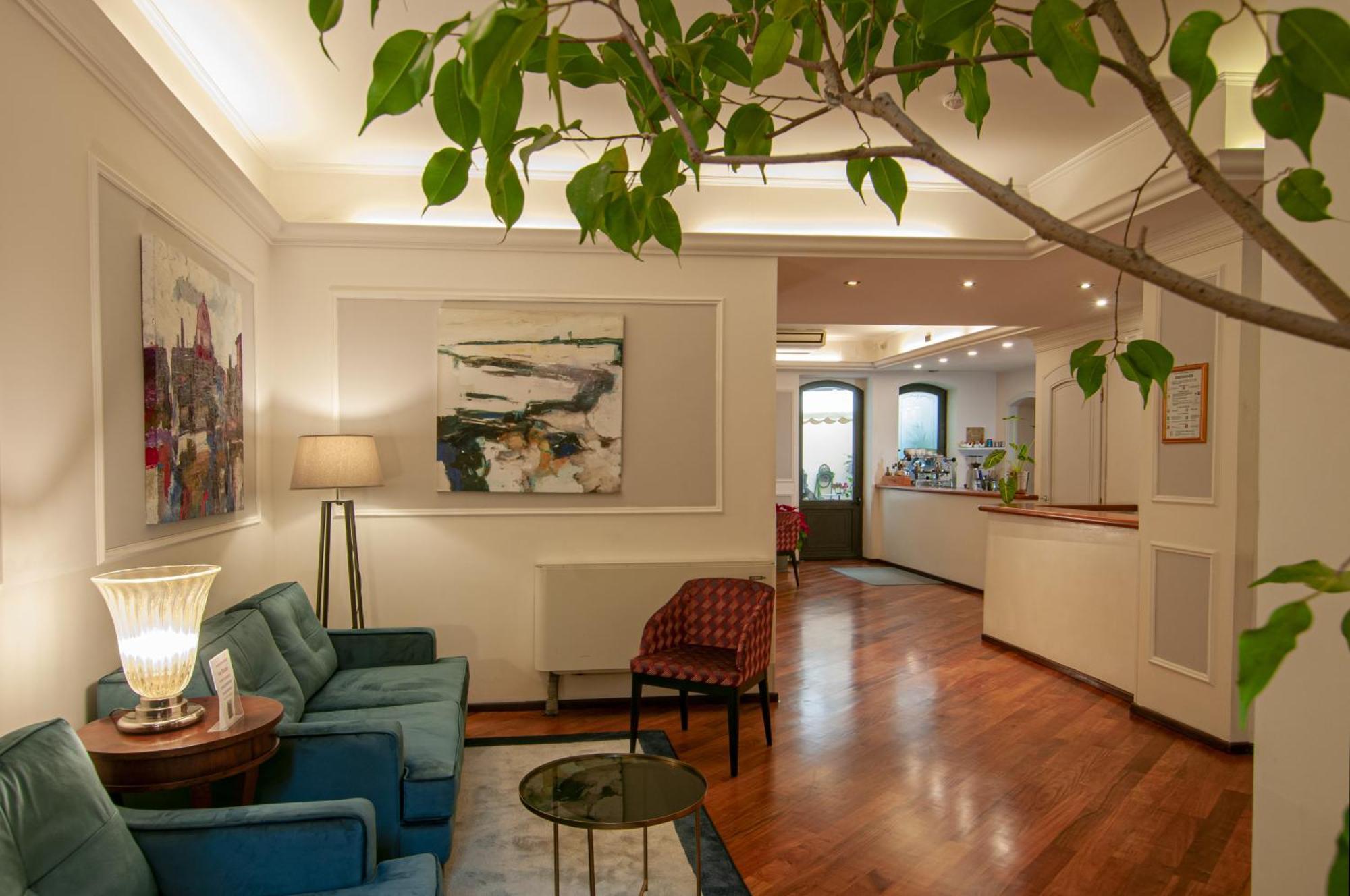 Touring Hotel Bolonia