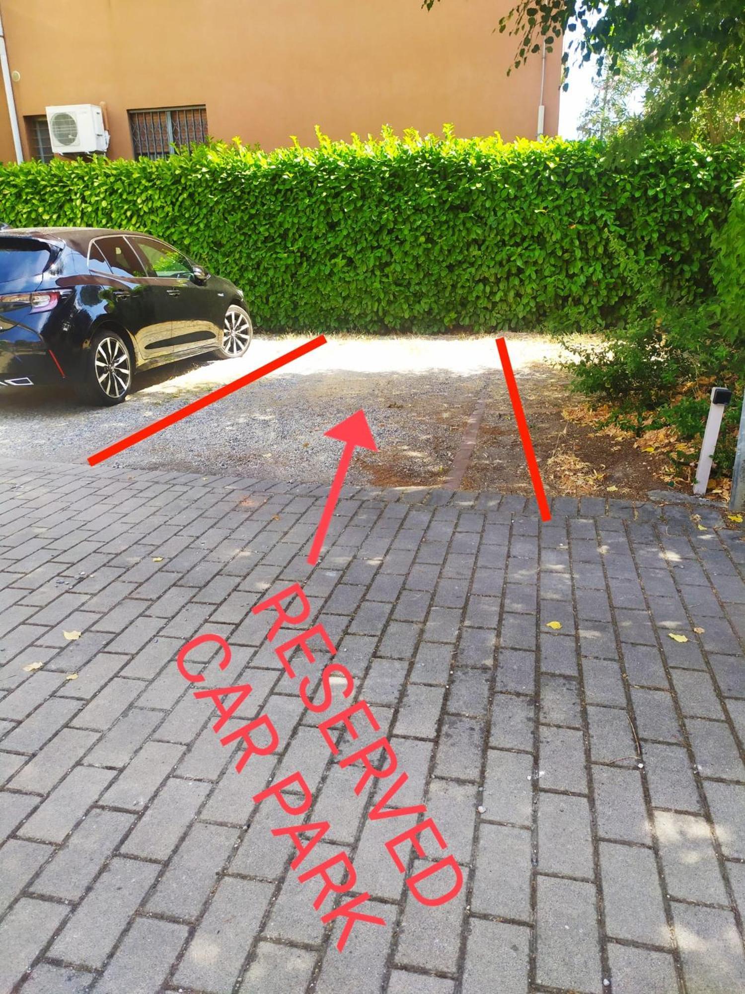 Bolognaholidayhome Signorini Giardino E Posto Auto * Bologna