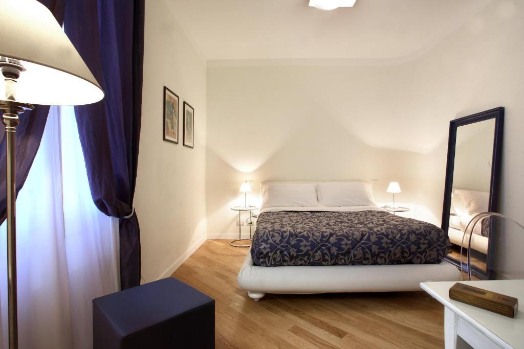 Santo Stefano 2*