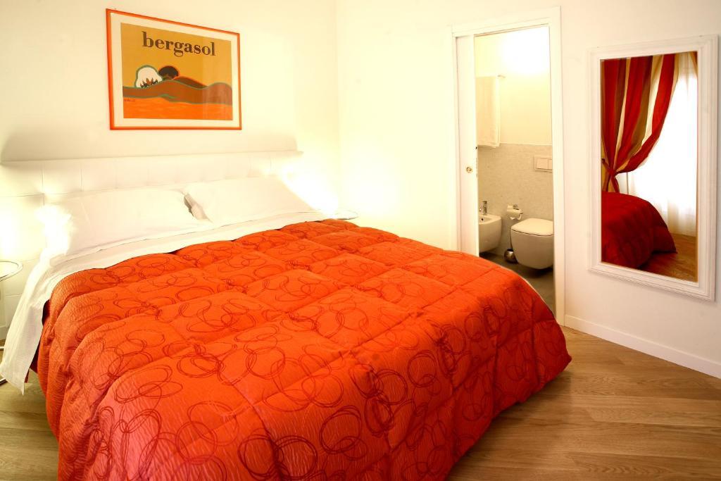 Santo Stefano 2*