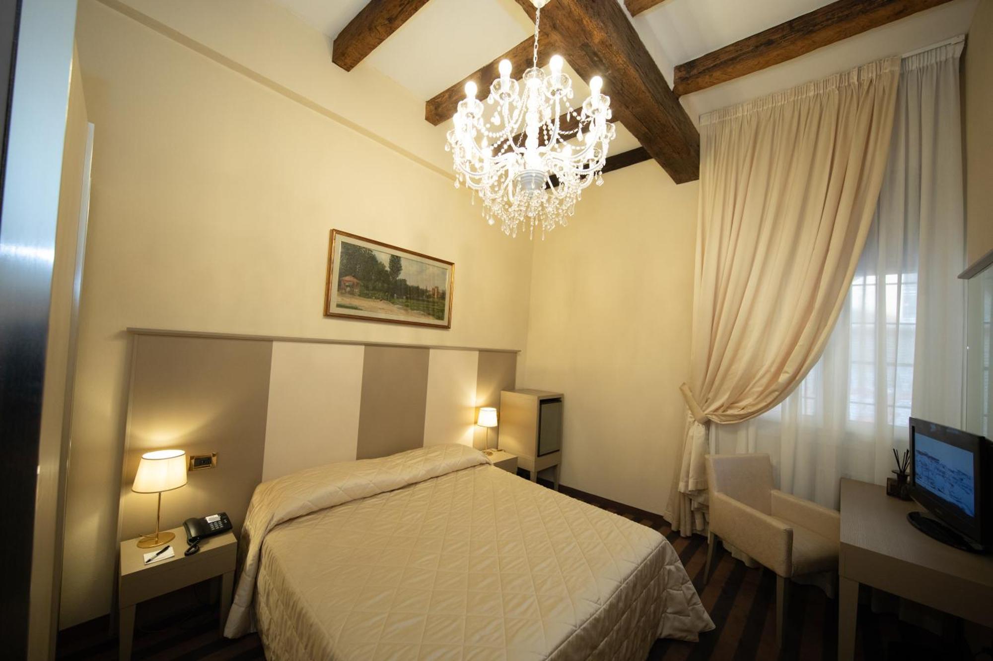 Rossini 1936 Hotel