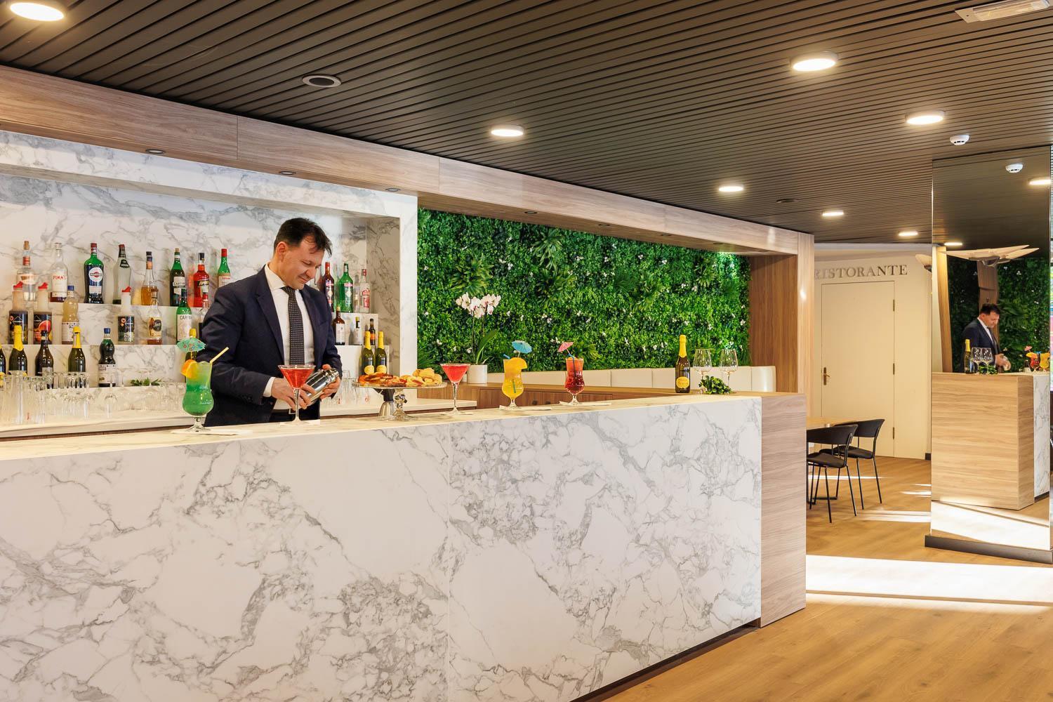 Hotel Jr Amadeus 4*
