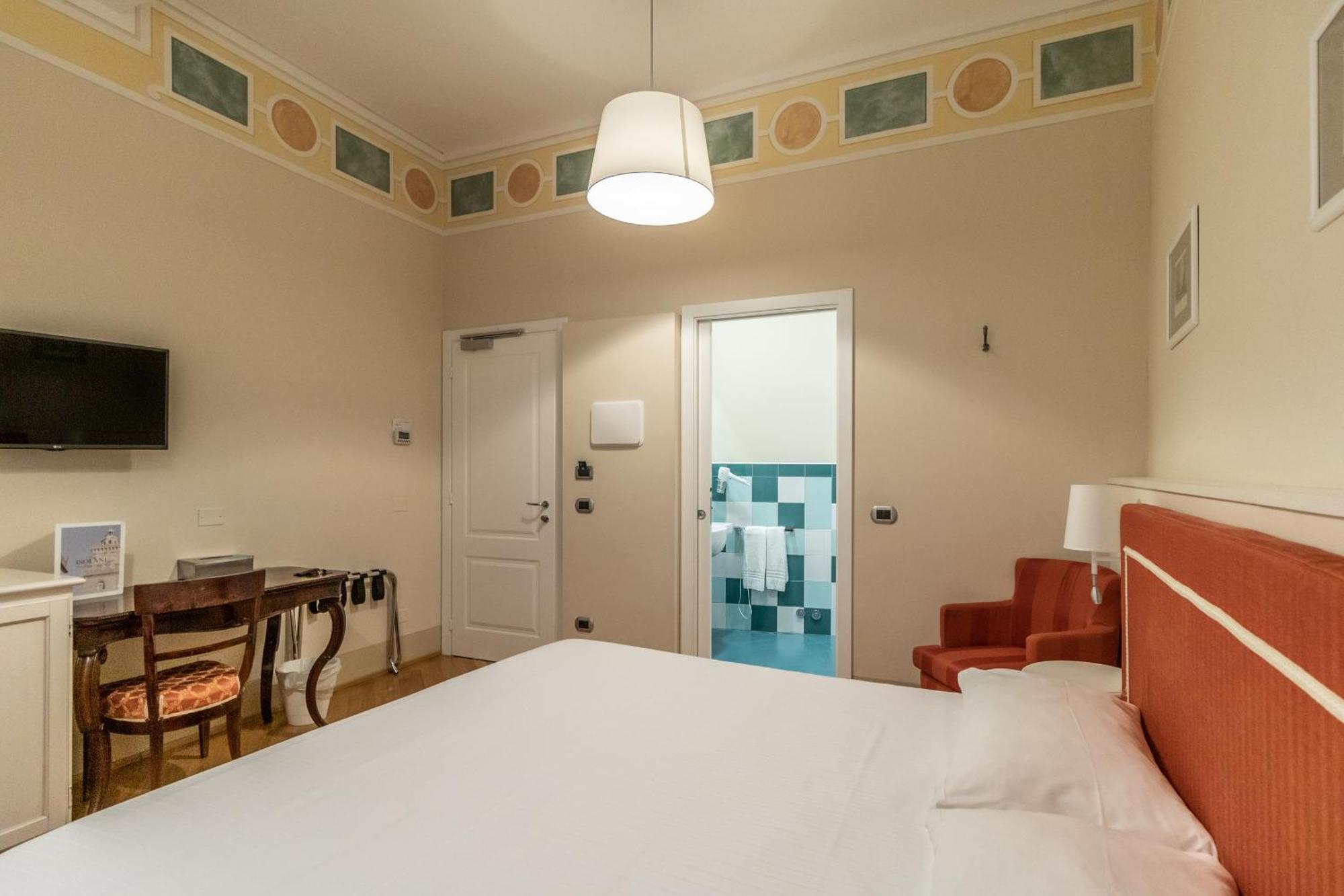 Casa Isolani Piazza Maggiore 1.0