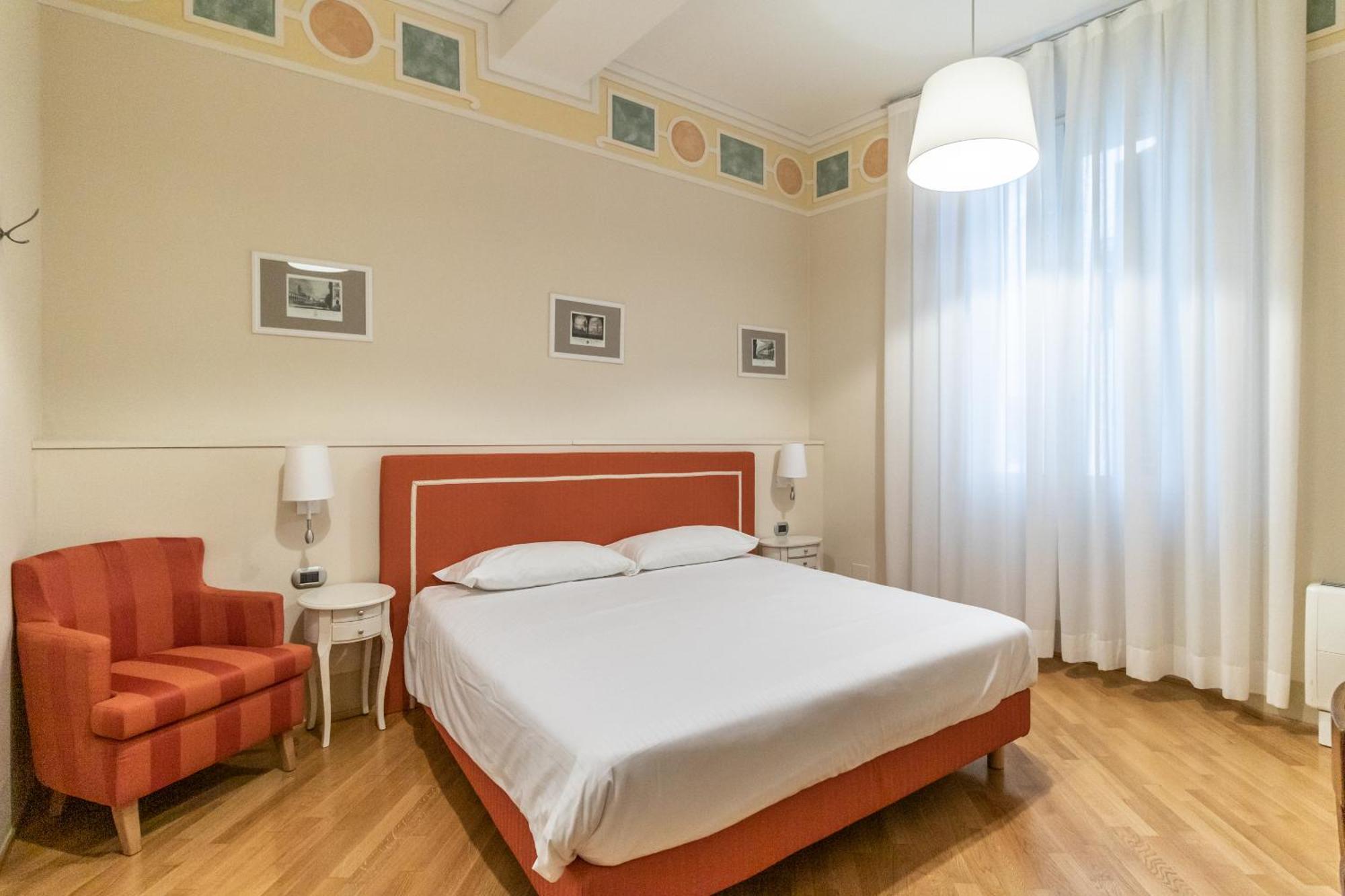 Affittacamere Casa Isolani Piazza Maggiore 1.0