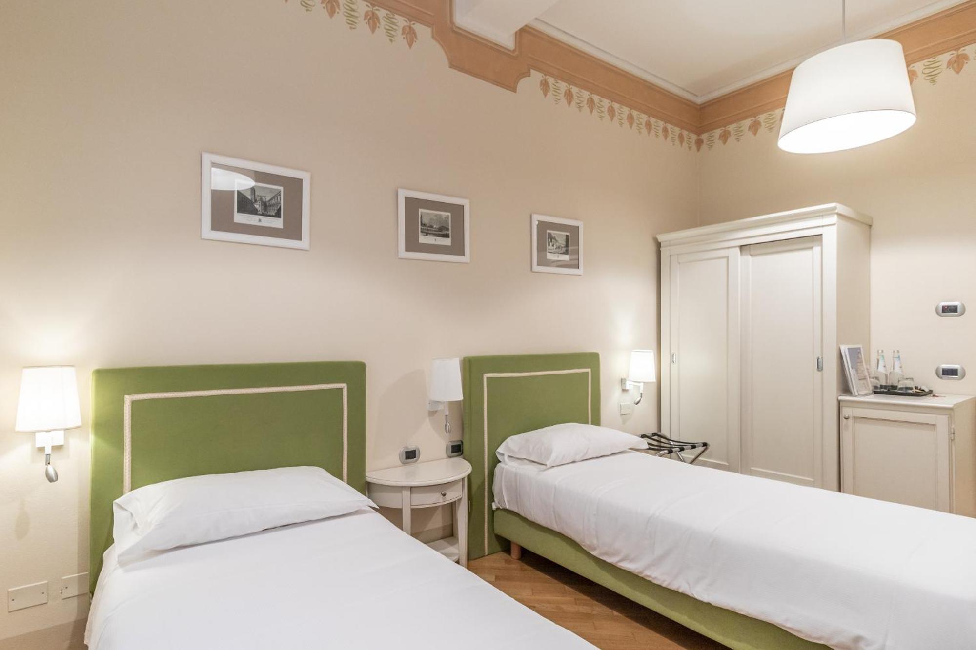 Casa Isolani Piazza Maggiore 1.0 2* Bologna