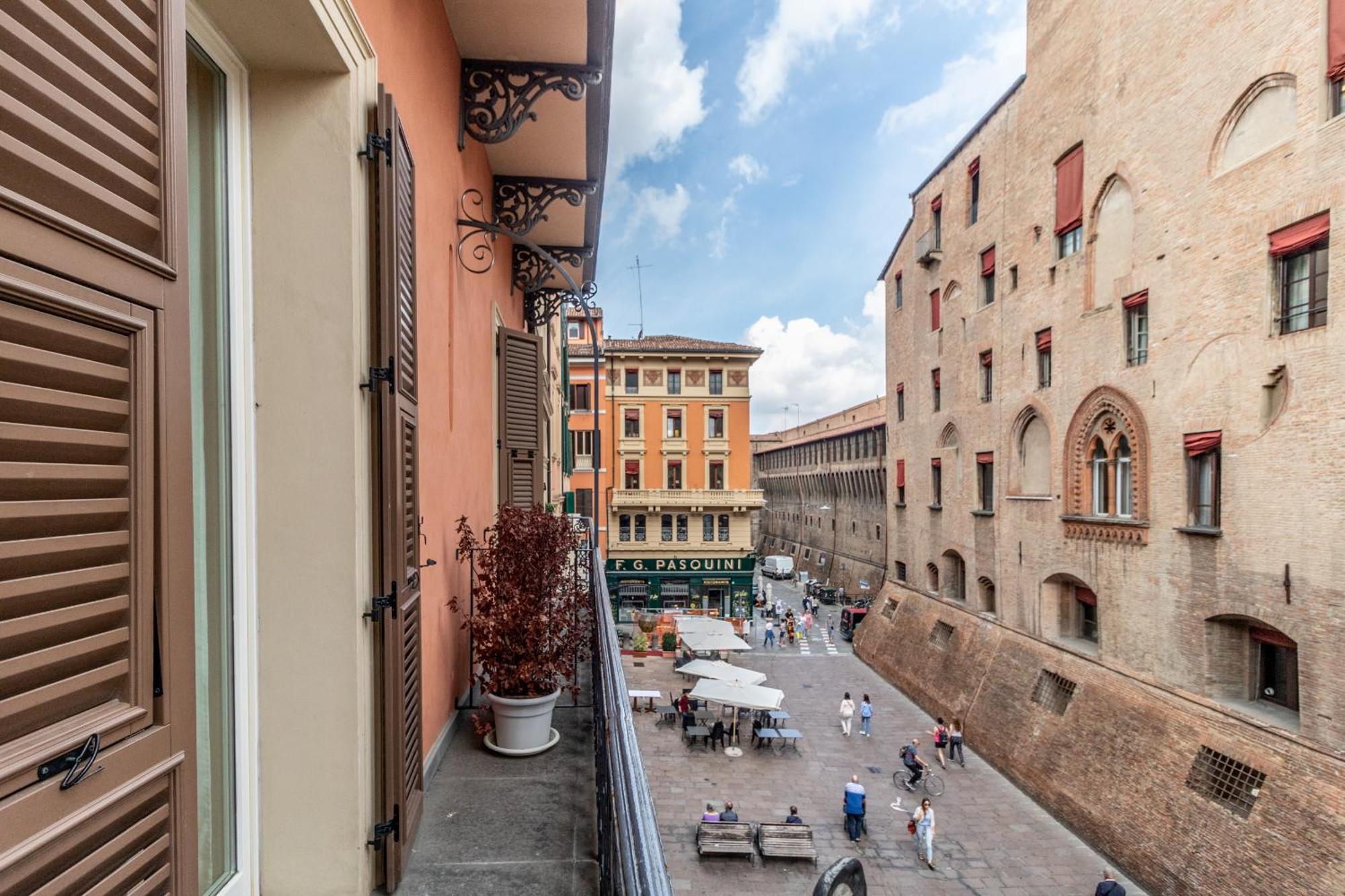 Casa Isolani Luxury Rooms Piazza Maggiore Bologna