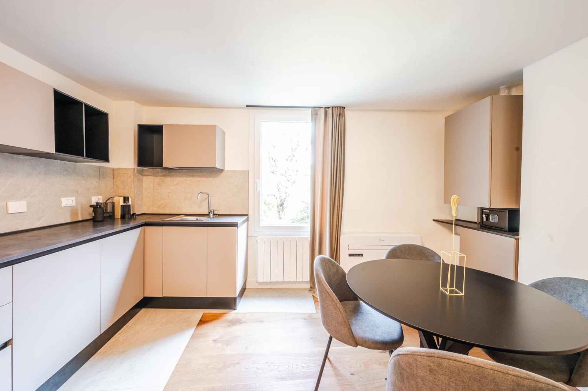 Castiglione In Center Apartamento