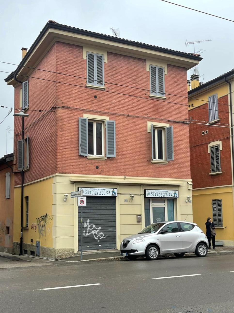 Ginevra -self Check-in * Bolonia