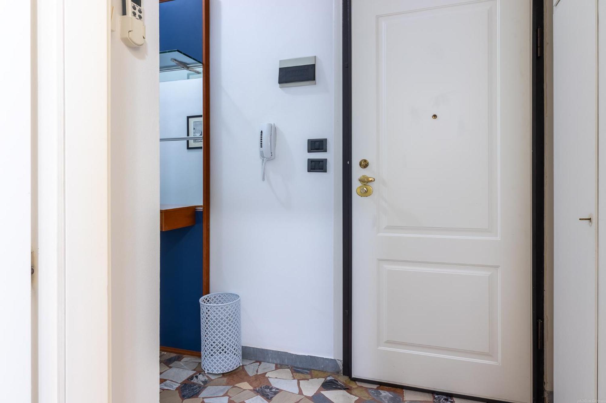 Housmart Galeotti 16 Apartment *